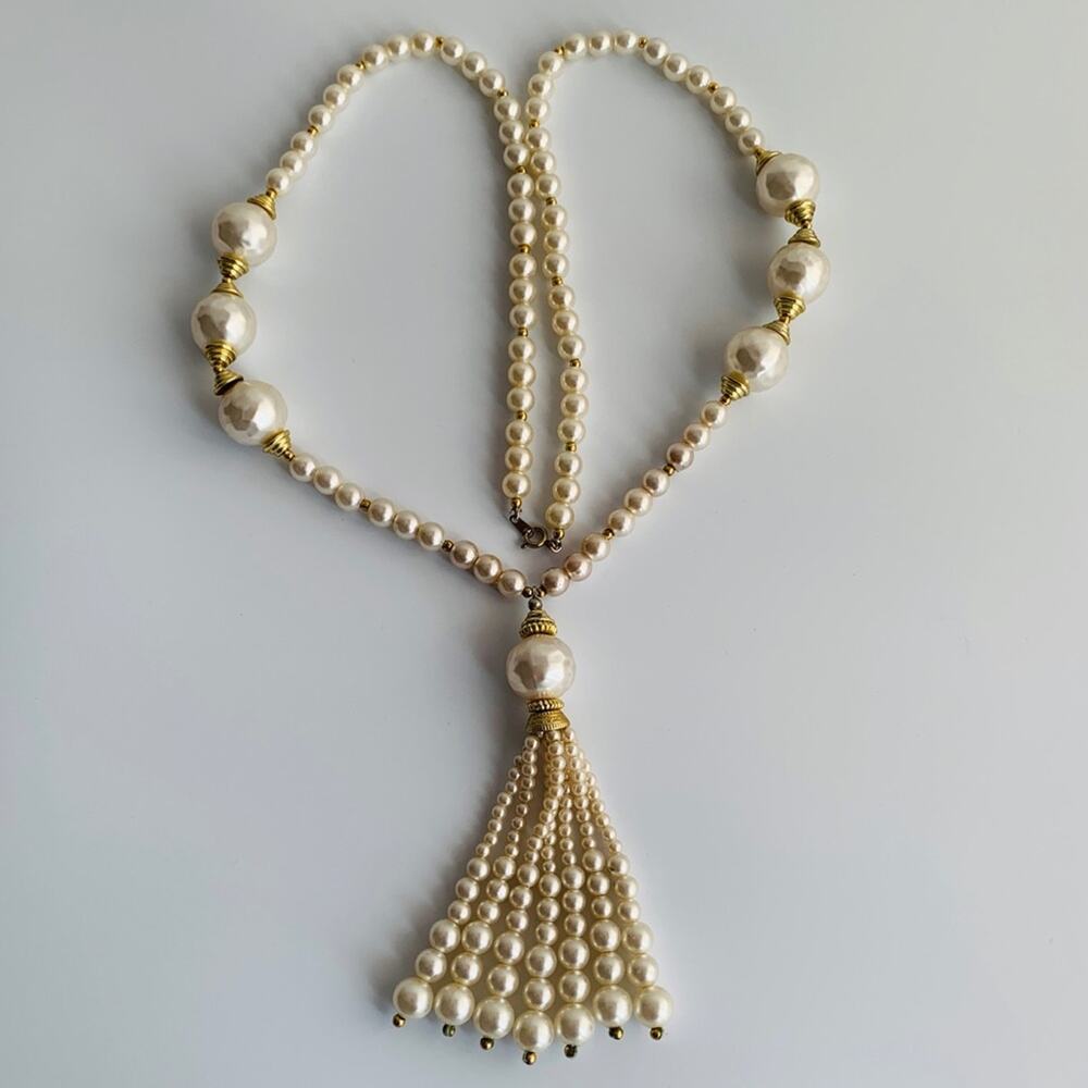 Vintage Faux Pearl Chandelier Statement Necklace - Picture 12 of 16